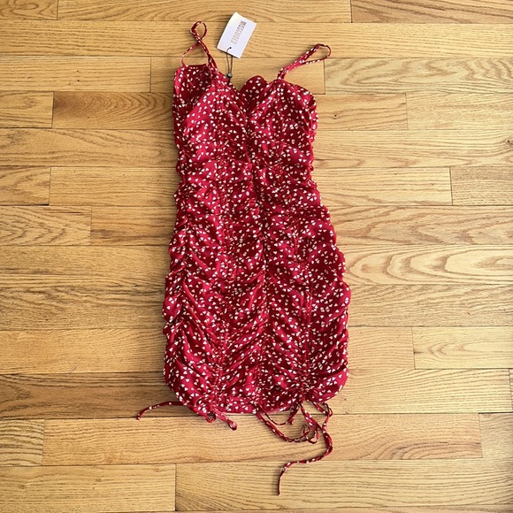 NWT Missguided Red Heart Print Ruched Mini Dress Size 4 - Picture 7 of 10